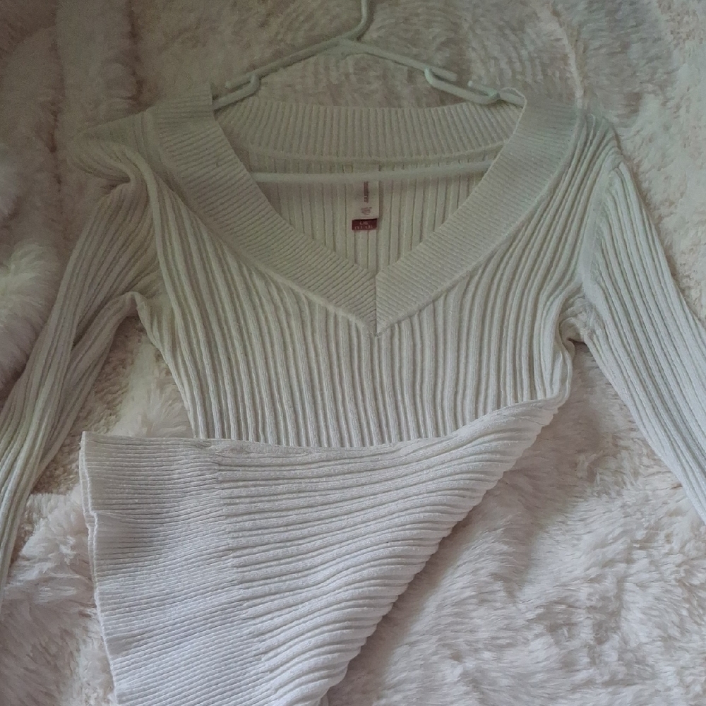 No Boundaries Cream V-Neck Ribbed Sweater